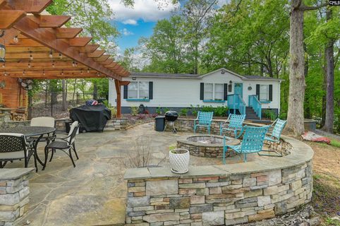 2075 Great North Road