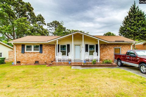 Homes in Woodfield Park, Columbia