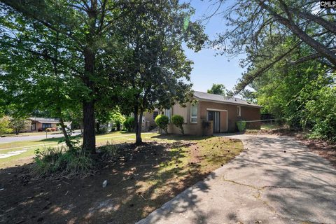 320 Folkstone Road pending home in Folkestone, Columbia, SC
