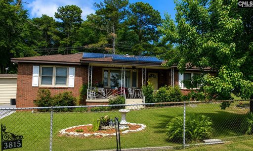 3815 Webb Court active home in Belvedere, Columbia, SC