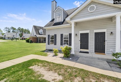 15 Baltusrol Court