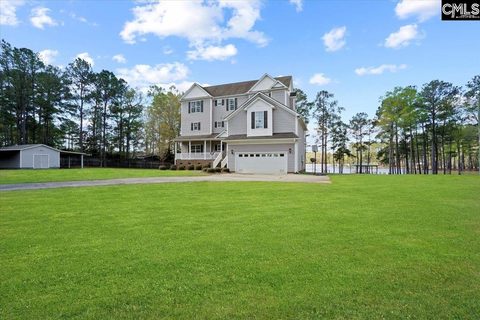 4472 River Road active home in Lake Wateree, Winnsboro, SC