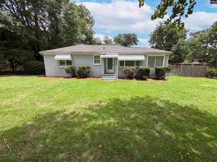 1558 Hazelwood Road pending home in Eastview, Columbia, SC