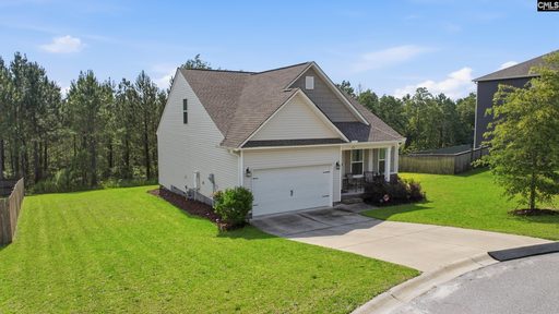 173 Cassique Drive active home in Cassique, Lexington, SC