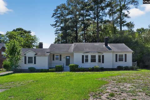 513 S Beltline Boulevard active home in Rosewood, Columbia, SC