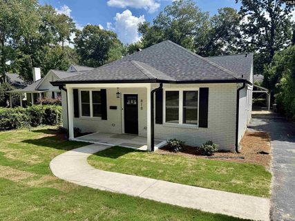 818 Poinsettia Street active home in Heathwood, Columbia, SC