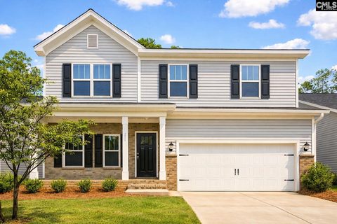 205 Long Iron Court active home in The Courtyards At Rockford Pl, West Columbia, SC