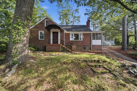 2724 Gervais Street active home in Melrose Heights, Columbia, SC
