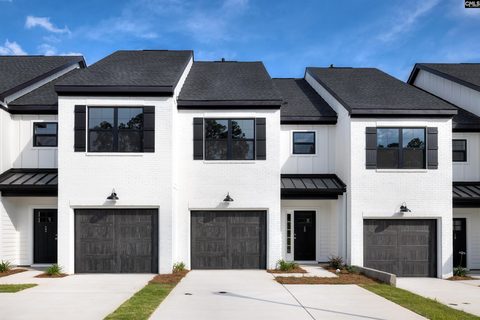 30 Fawn Spot Court active townhome in Deer Park, Elgin, SC