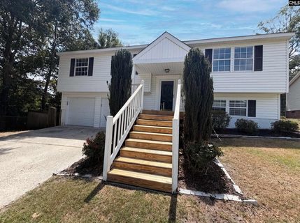 163 Stonewood Drive active home in Stonewood, West Columbia, SC