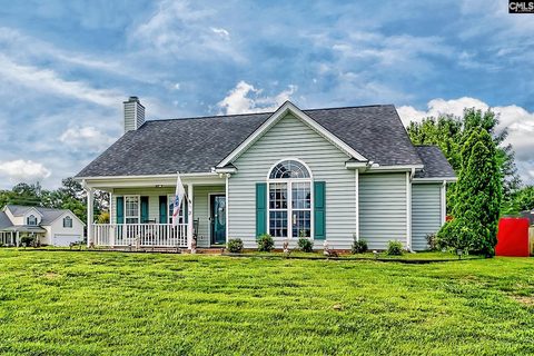 3 Walnut Grove Way active home in Walnut Grove, Irmo, SC