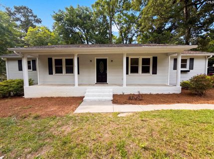 133 Snow Lane active home in Spring Lake, Lexington, SC