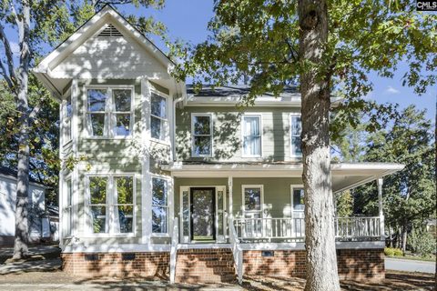 100 Mallard Lakes Court