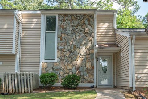 219 Mariners Row active home in Yacht Cove, Columbia, SC