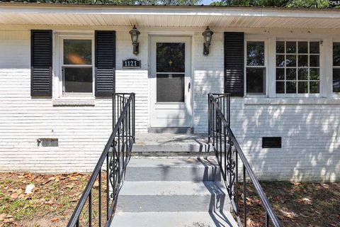 1121 Woodlawn Avenue active home in Cedar Terrace, Columbia, SC