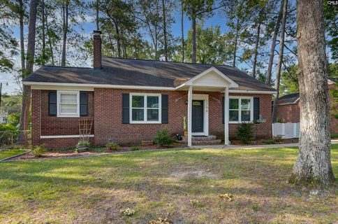 1206 Sycamore Avenue active home in Seminary Ridge, Columbia, SC