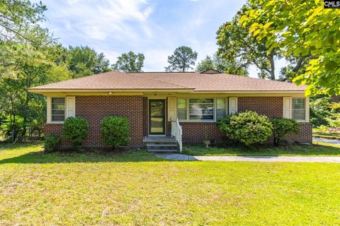 3100 Dennis Drive active home in Cherry Hill, Columbia, SC