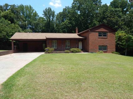924 Brantley Street active home in Arrowwood, Columbia, SC