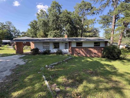 1802 Ardmore Road pending home in Woodfield Park, Columbia, SC