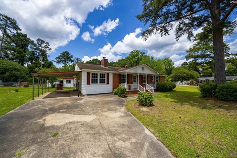1709 Woodfield Drive active home in Woodfield Park, Columbia, SC