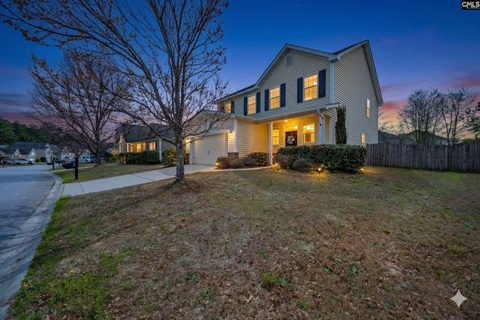 152 Mesa Verde Drive active home in Ridgeview, Lexington, SC