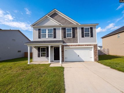 231 Deertrack Run active home in Estates Of Persimmon Hill, Lexington, SC