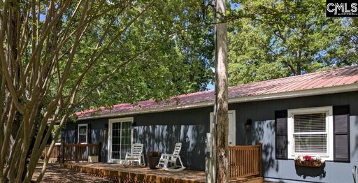 957 Rocky Point Circle active home in Lake Wateree, Ridgeway, SC