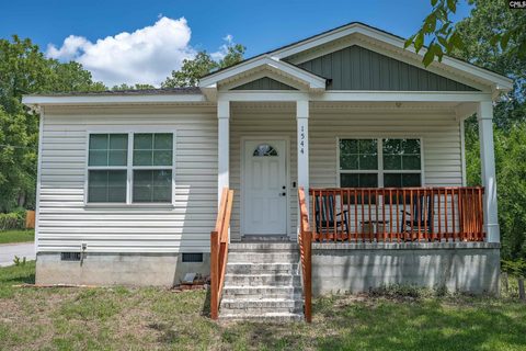 1544 Cody Street active home in Harlem Heights Ext., Columbia, SC