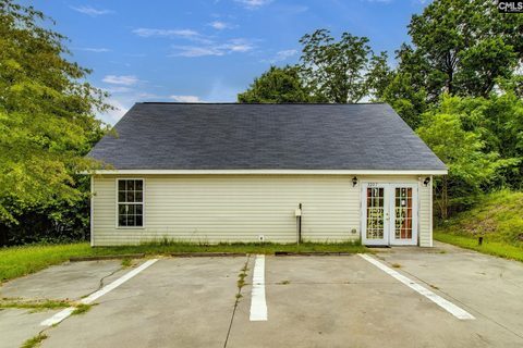 3207 Piedmont Avenue active home in Barhamville, Columbia, SC