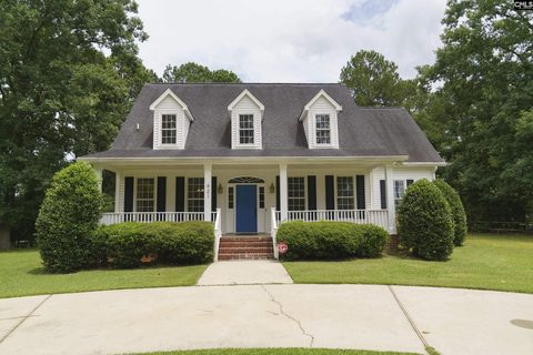 421 Dutchman Shores Circle