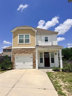 Homes in Colony Lakes, Lexington