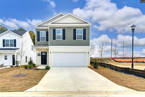 221 Raglins Way active home in Raglins Creek, Lugoff, SC