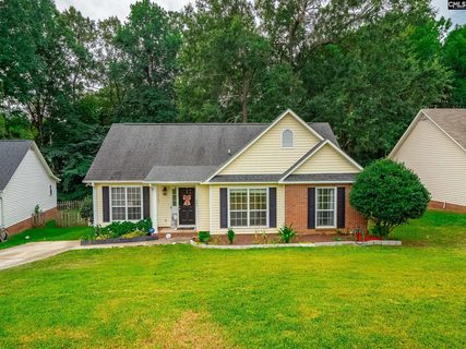 204 Scanley Road active home in Heatherstone, Irmo, SC