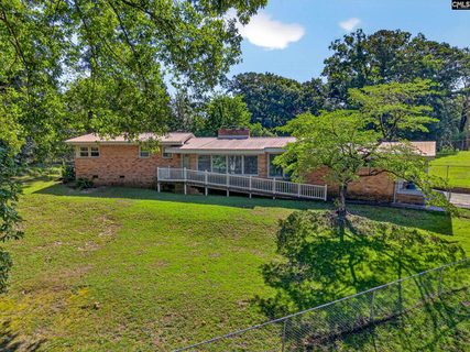 1520 Redwood Drive