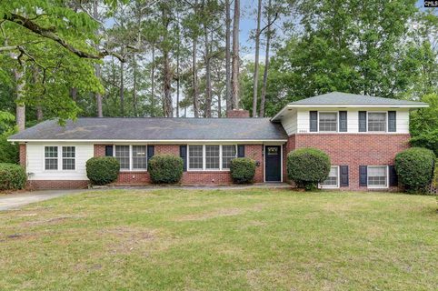6901 Wedgefield Road active home in Forest Lake, Columbia, SC