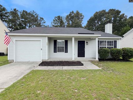 532 Oakbrook Village Road active home in Oakbrook Village, Columbia, SC