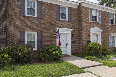 7602 Hunt Club Road Q107 active townhome in Huntington, Columbia, SC
