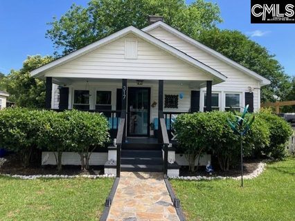 317 Karlaney Avenue pending home in The Avenues, Cayce, SC