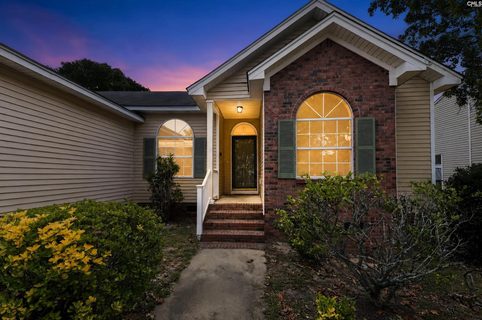 212 Carriage Oaks Drive pending home in Carriage Oaks, Columbia, SC
