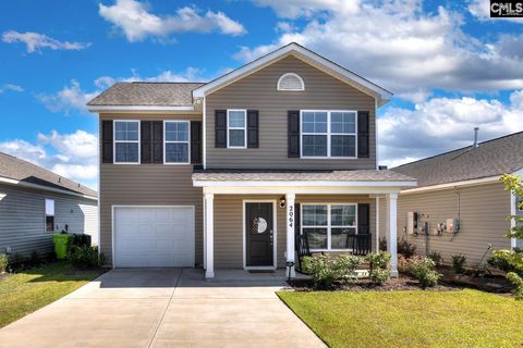 A home in Hunters Acres