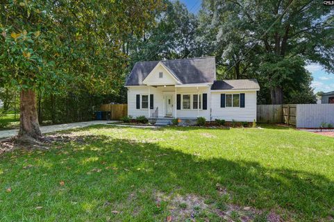 1709 D Avenue active home in The Avenues, West Columbia, SC