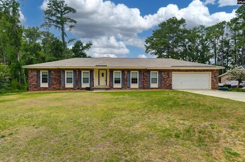 819 Kingsbridge Road active home in Gardendale, Columbia, SC
