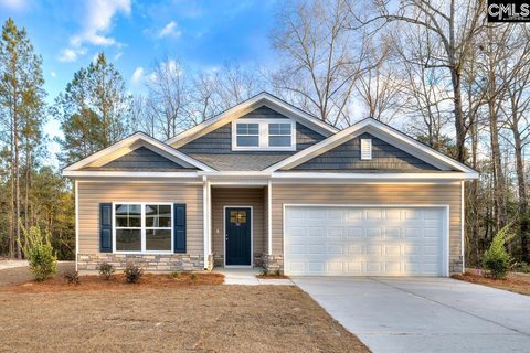 161 Raglins Way active home in Raglins Creek, Lugoff, SC