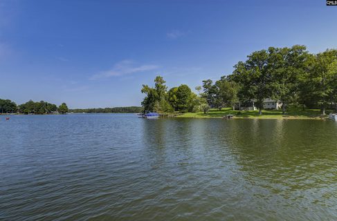595 Newberry Shores Drive pending home in Newberry Shores, Prosperity, SC