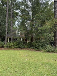 152 Charles Towne Court active home in Charlestowne, Columbia, SC
