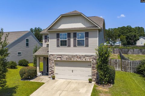504 Walking Lane active home in Autumn Woods West, Lexington, SC