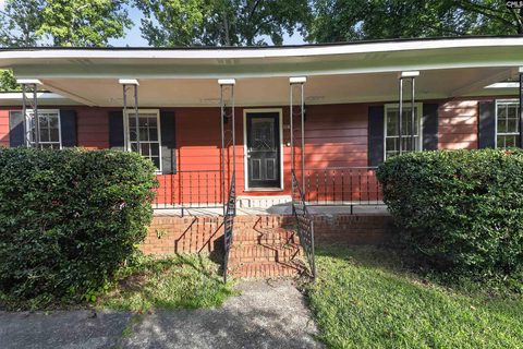 301 Milway Road active home in New Friarsgate, Irmo, SC