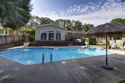 2116 Durham Drive pending home in Shadblow, West Columbia, SC