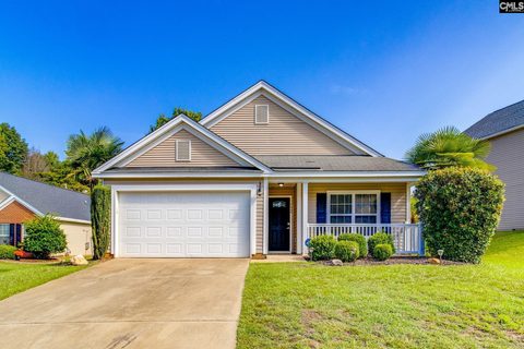 152 Sandalewood Lane active home in Chestnut Hill Plantation, Columbia, SC