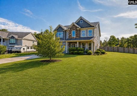 A home in Pine Forest